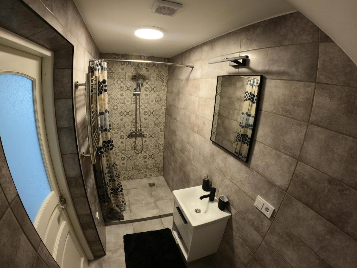 Апартаменти Mono House Русне Екстер'єр фото